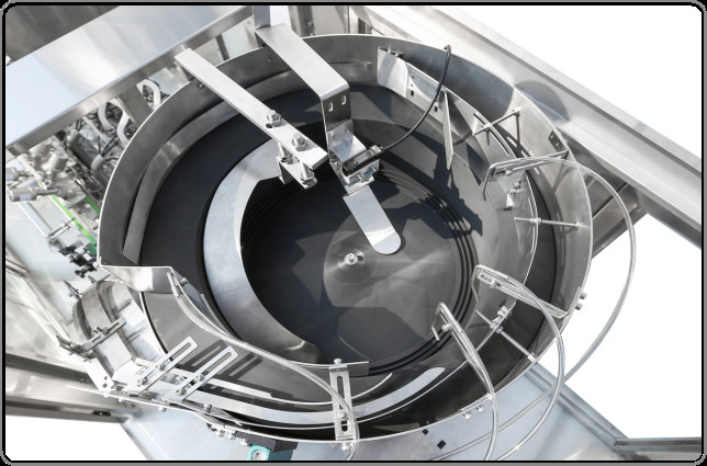 300bph Chemical Liquid Filling Machine 1-5L Rotary High Viscosity Liquid Filling Machine