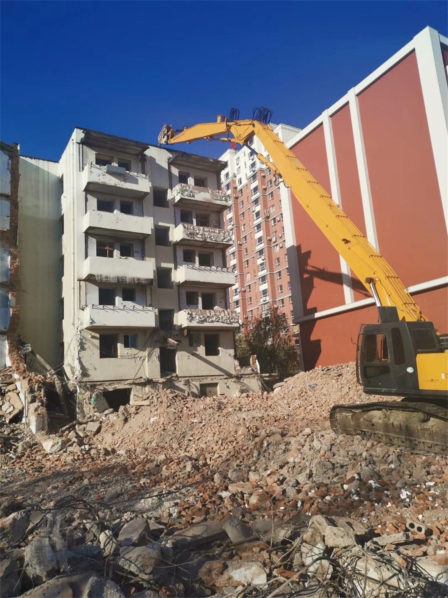 Q355B Q690D High Reach Demolition , 28m Long Reach Arm Boom For Excavators