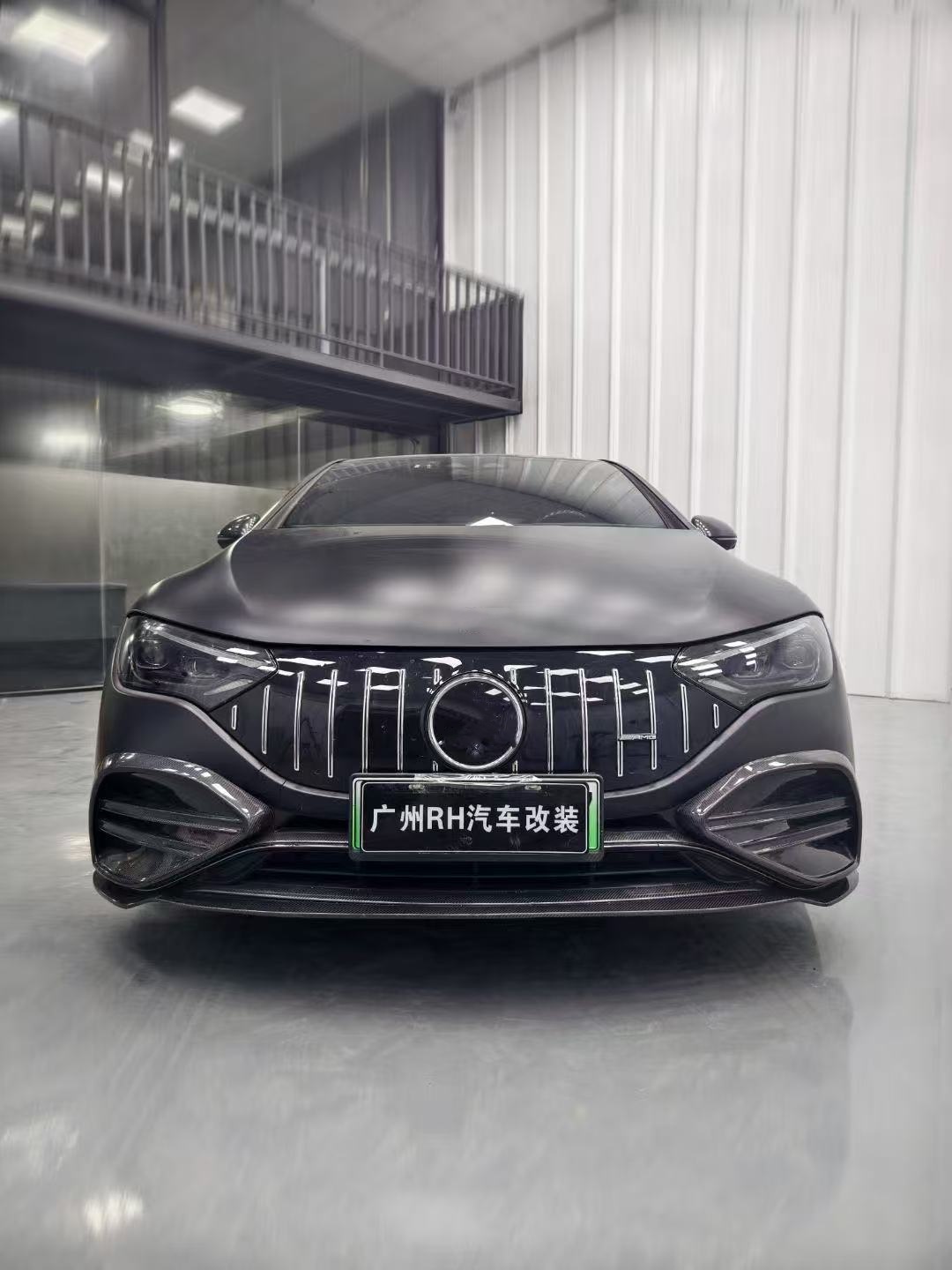 For Mercedes EQE Carbon Fiber Body Kit EQE Upgrade BS Style Carbon Fiber Front Lip Diffuser Spoiler Body Kit