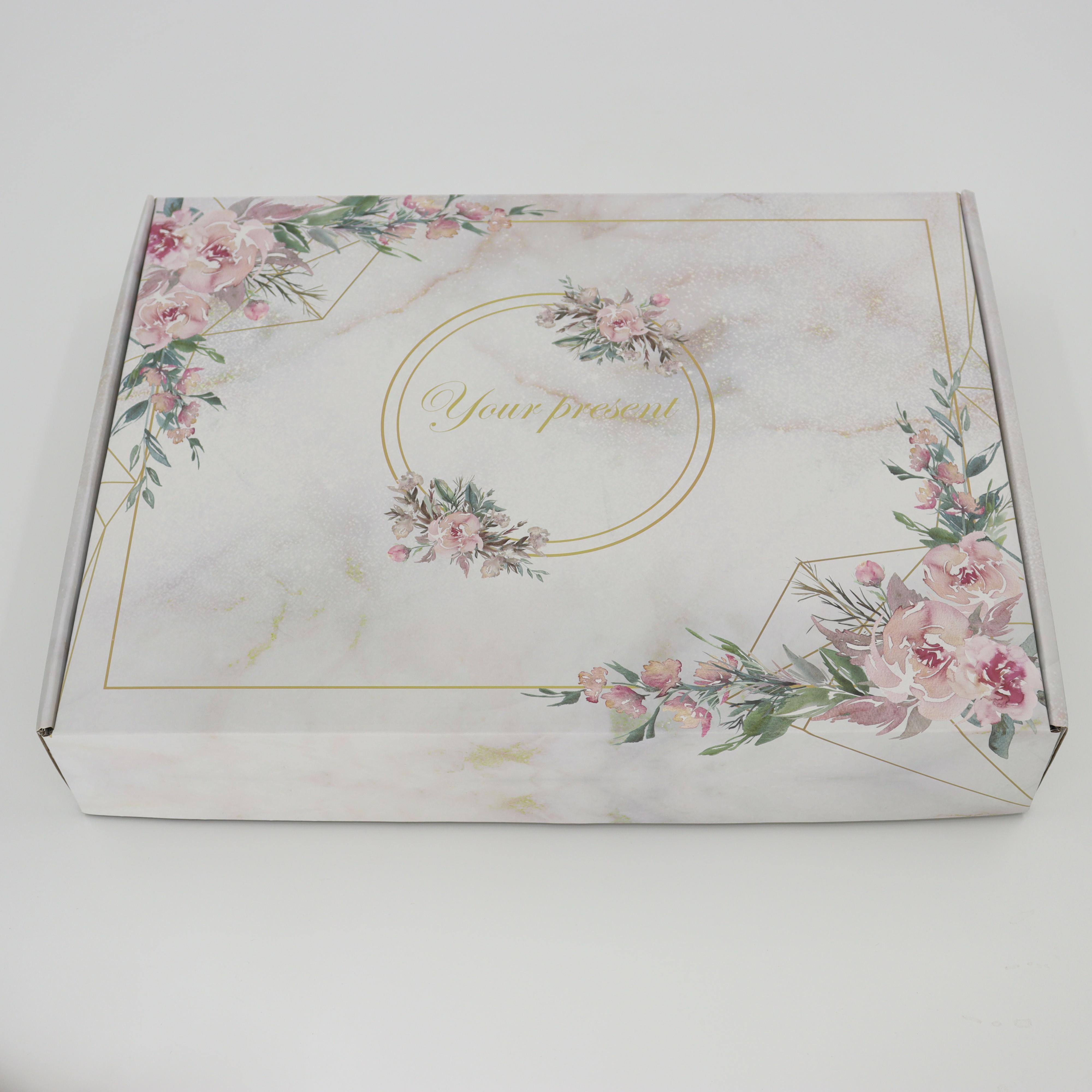 Customized Luxury Valentine's Day Corrugated gift box Folding Packaging Cosmetics Clothing Packaging Box