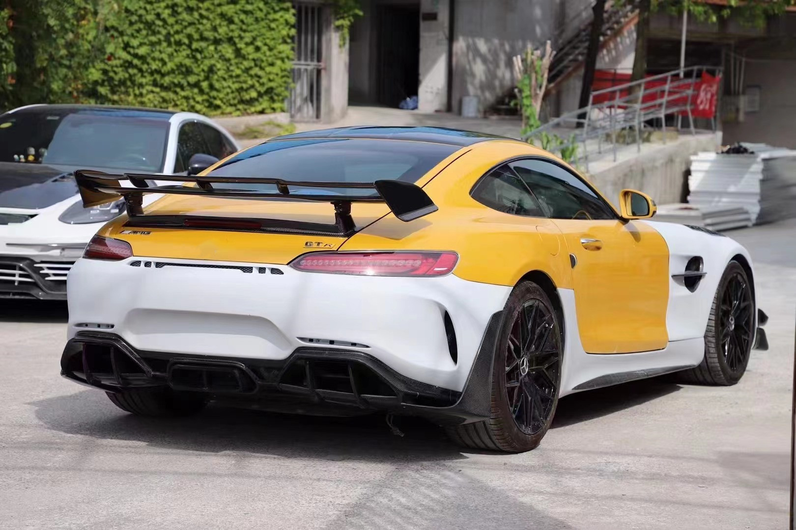 Auto Parts for Mercedes-Benz AMG GT GTS GTC Body Kit AMG GT GTS Upgraded Pro Style Front and Rear Bumper Spoiler Body Kit