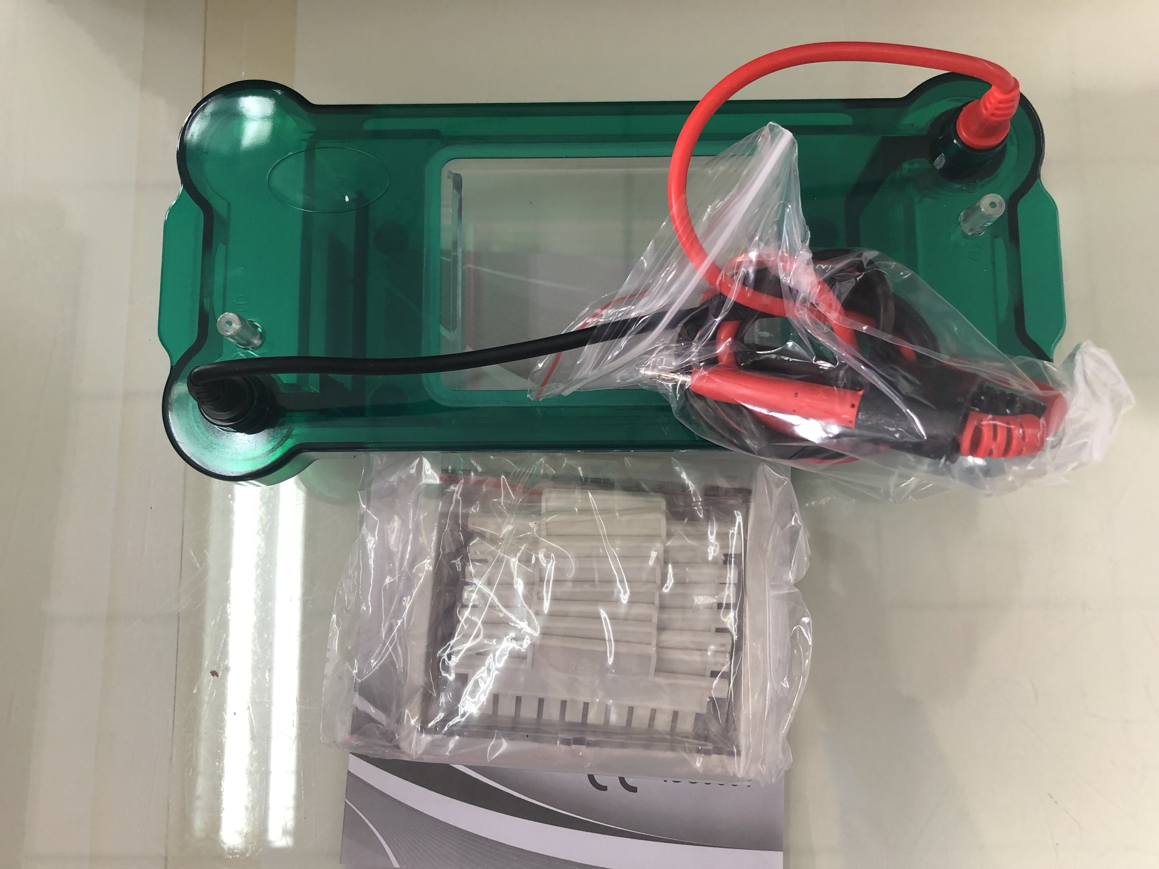 Moulding Design Horizontal Gel Electrophoresis Apparatus 365 × 105 × 55 Mm