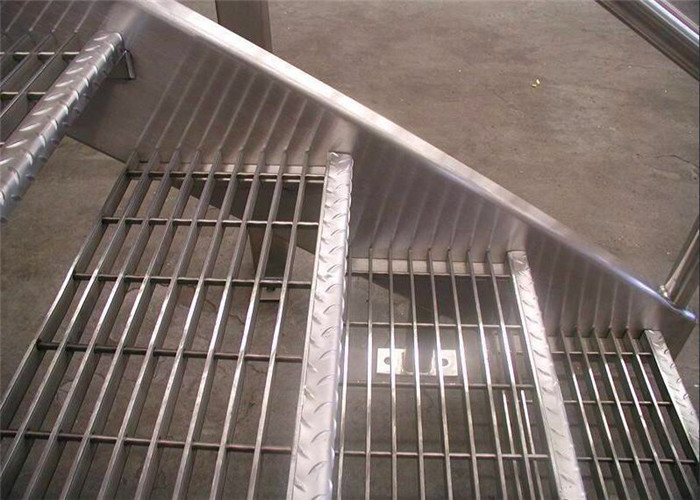 3.0mm Galvanized Steel Walkway Grating Platform Trench / Drain Cover