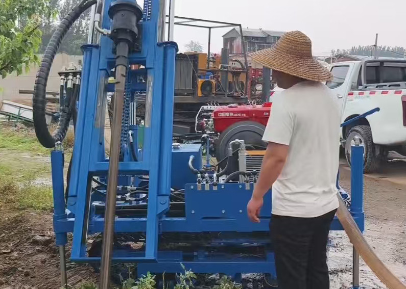 Flexible Operation 30-100m Crawler Drilling Rig With High Safety