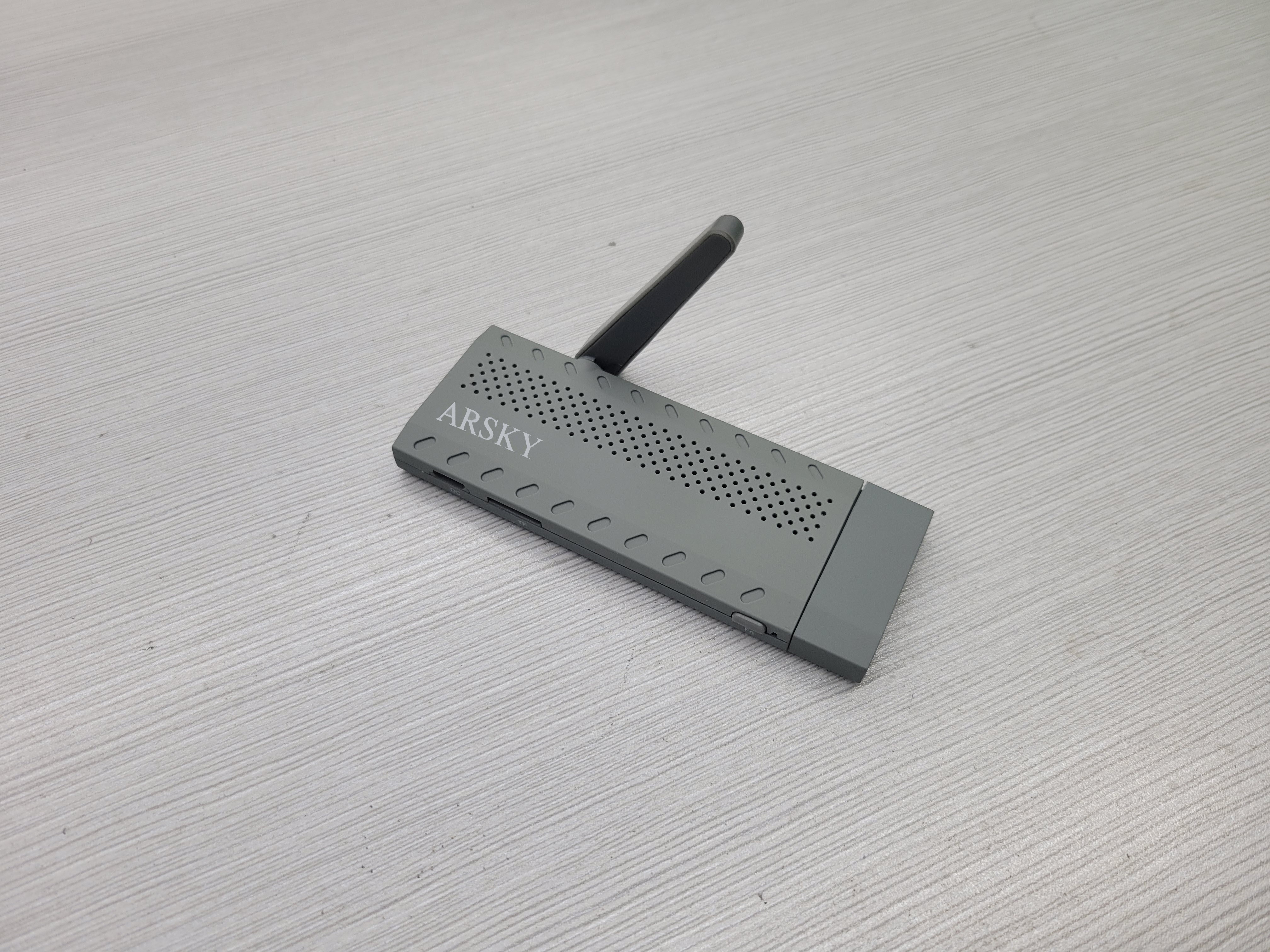 Android 10 Smart TV Stick RK3229 Quad Core H.265 4K 60Hz Media Streaming Device