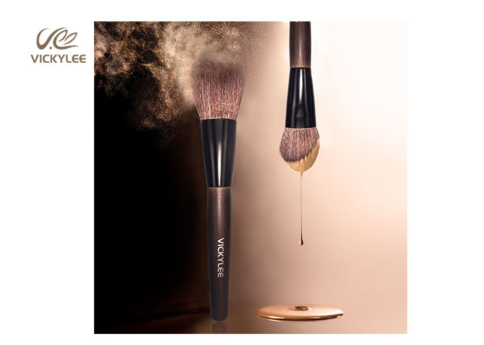 Fiber Imitation wooden handle ODM Face Brush Set