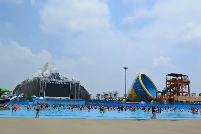 Excited Large Outdoor Rainbow Water Slide Weather Resistance
