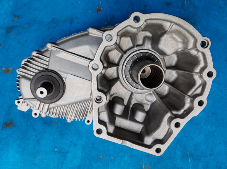 Porsche Cayenne 4.8T 8-Speed Gearbox Transfer Case Assembly Not Including Control Unit