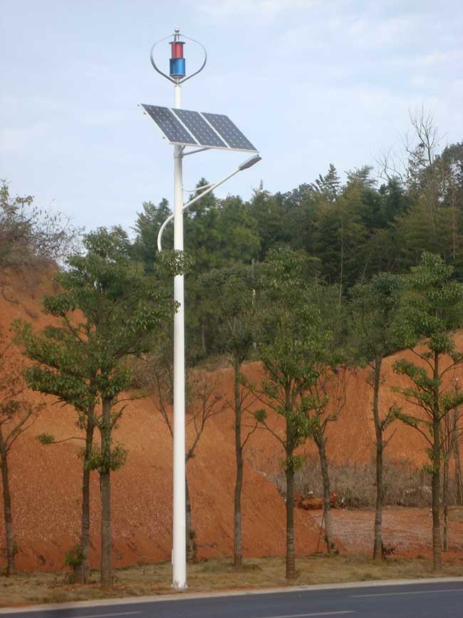 High Lumen Wind Turbine Powered Street Lights 160W Solar Panel Easy Installation