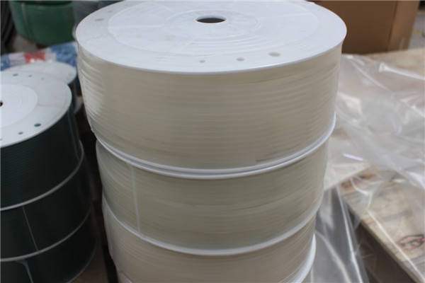 White Tear Resistance Polyurethane PU Round Belt Rough Surface For Transmission