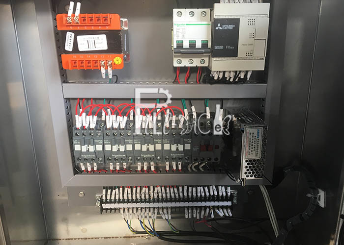 200 Bottles Per Hour ISO Gallon Filling Machine