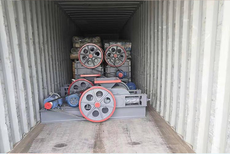 Soft Stone And Coal Teethed Double Roller Crusher Machine