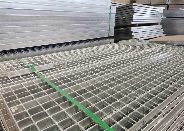 Airport Runway Q195 Hot Dip Galvanized Steel Grating Drainage Cover