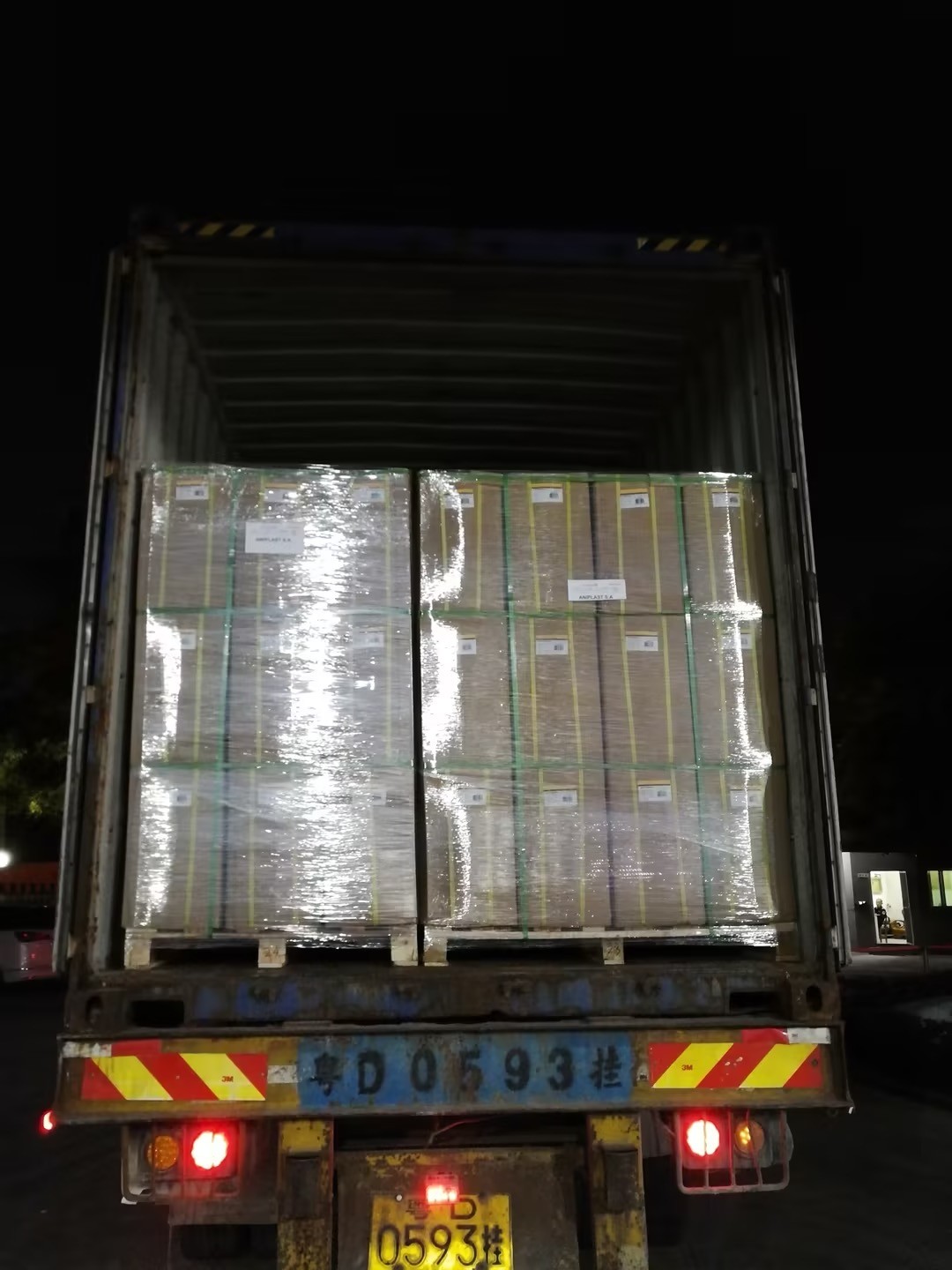 100-4500m Length Gloss BOPP Thermal Lamination Film Special Features Included