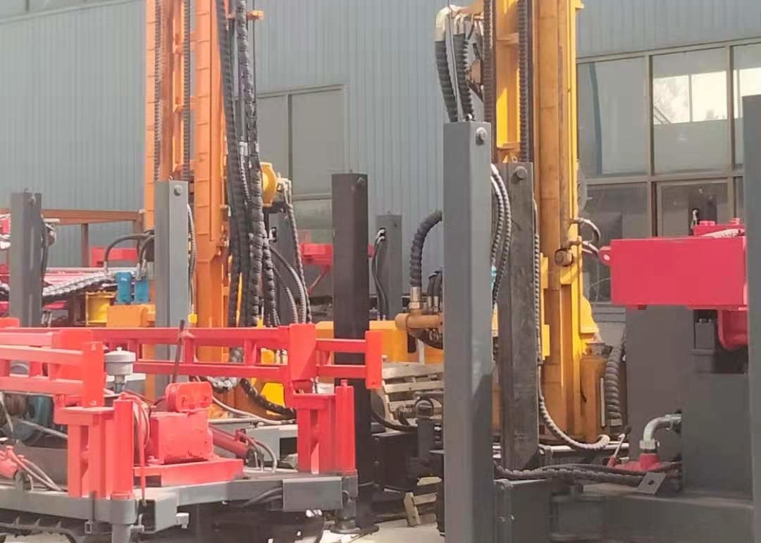 Rotary Water Small 200m Crawler Mounted Drill Rig Portable Machine