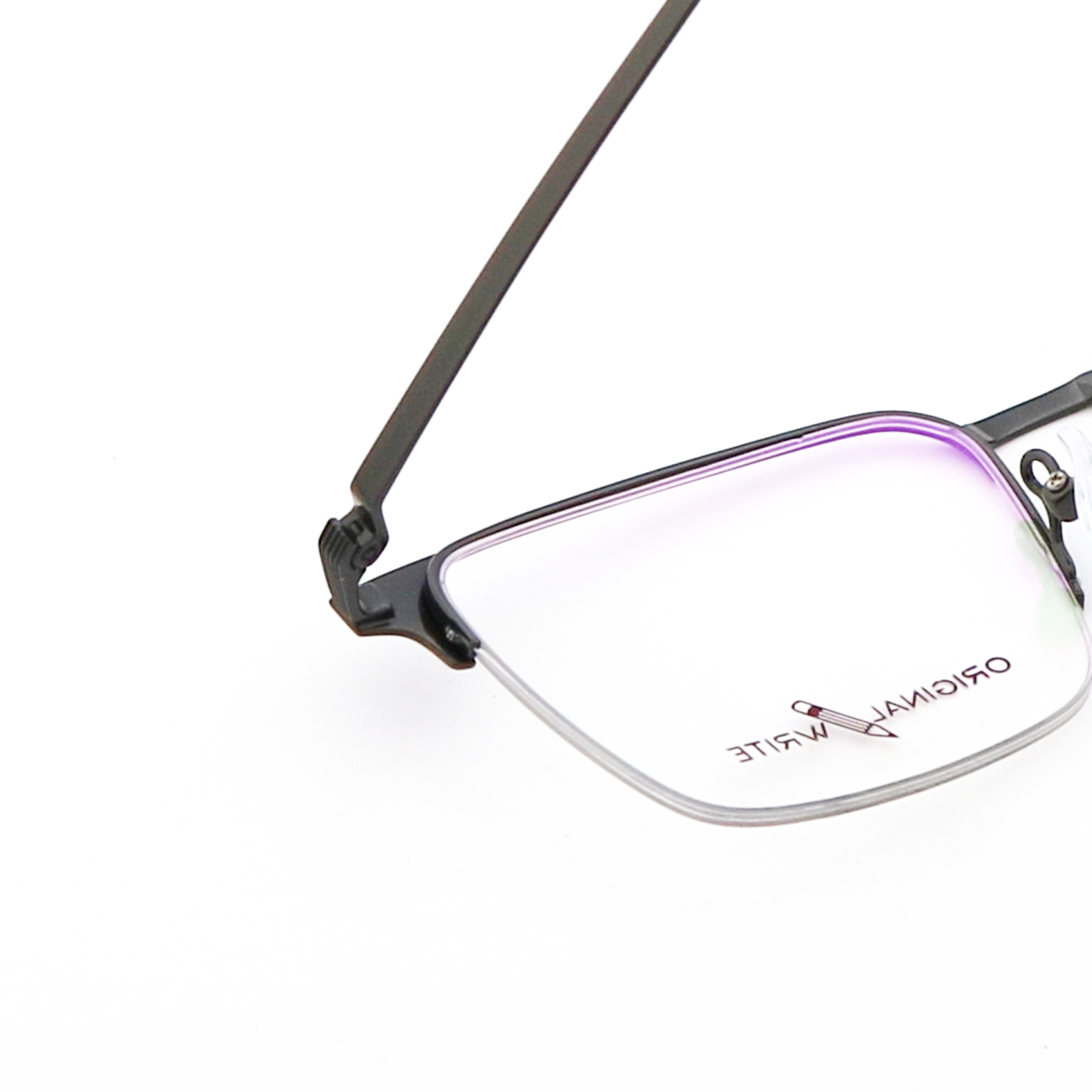 IP Plating Fashionable Full-rim Β Titanium Glasses Frame 66361