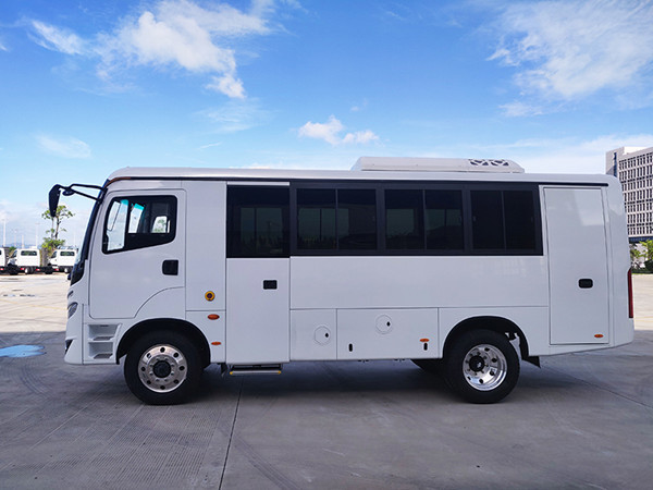 RHD 29 seats off road Tourism Passenger Bus 4WD coach Bus