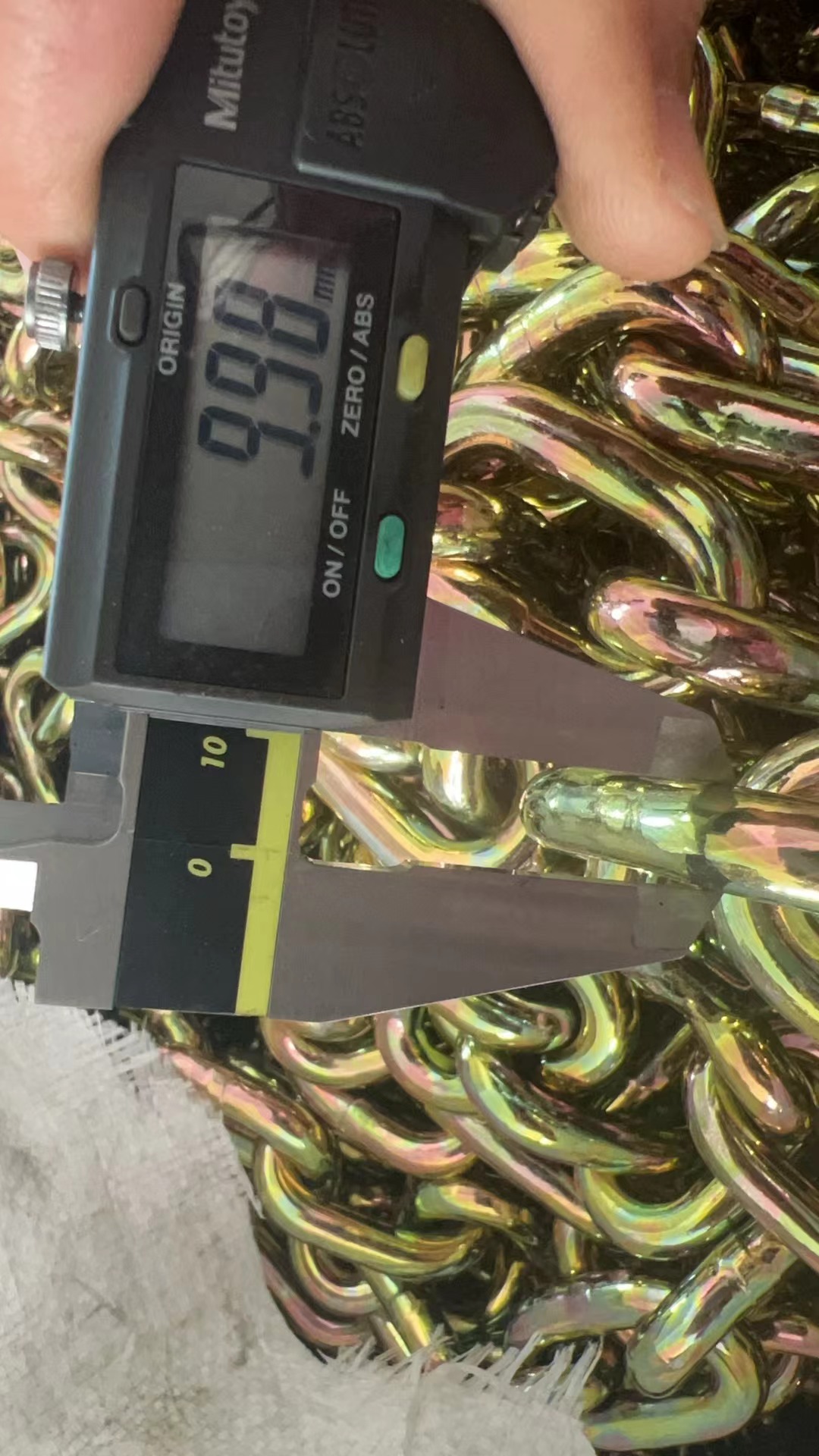 Standard 3/8"x 15 Links Zinc Yellow Plated Link Chain Grade 70 Chain with Double Clevis