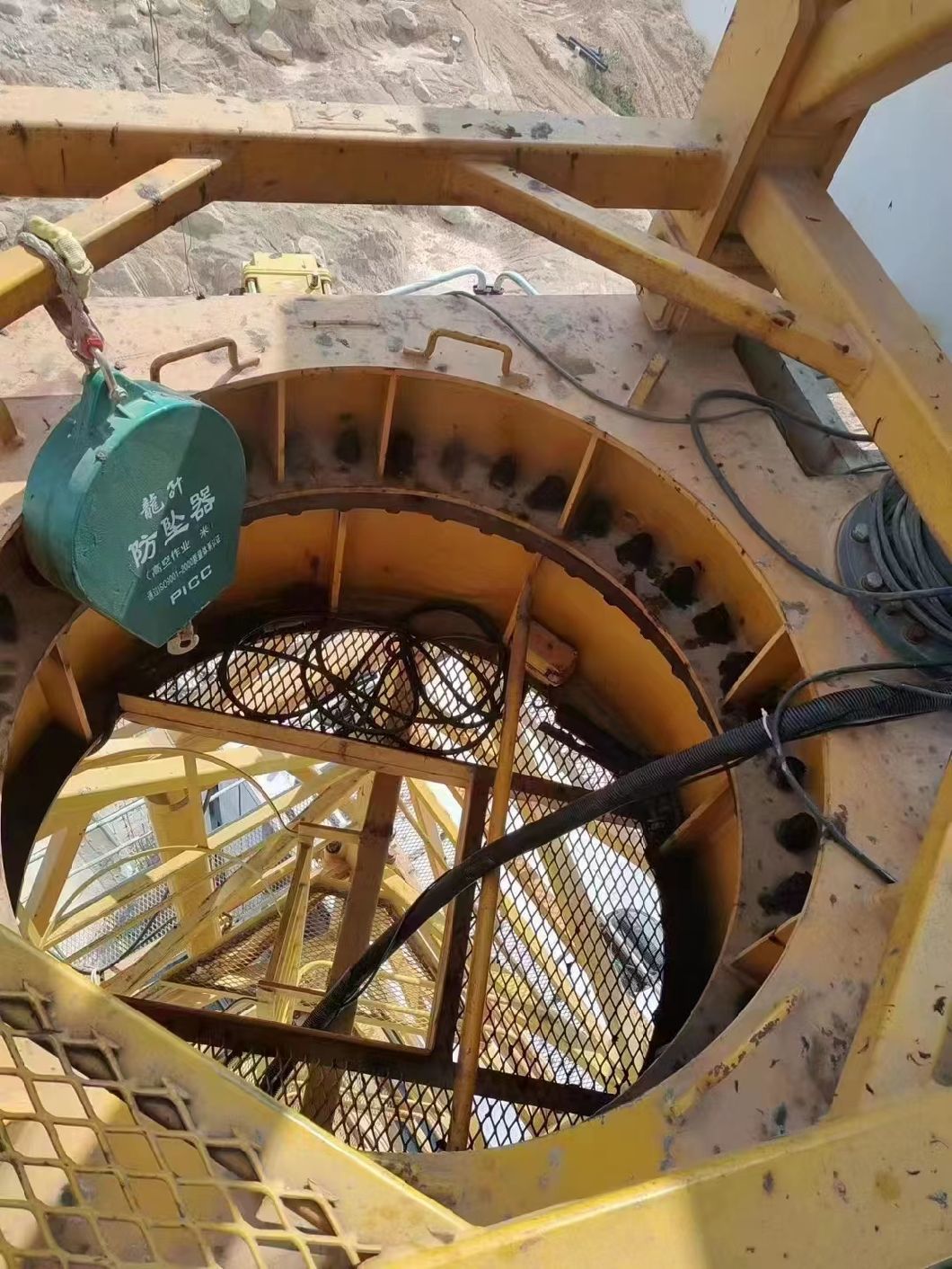 Used Tower Crane 6513-6 Tower Cap Machine