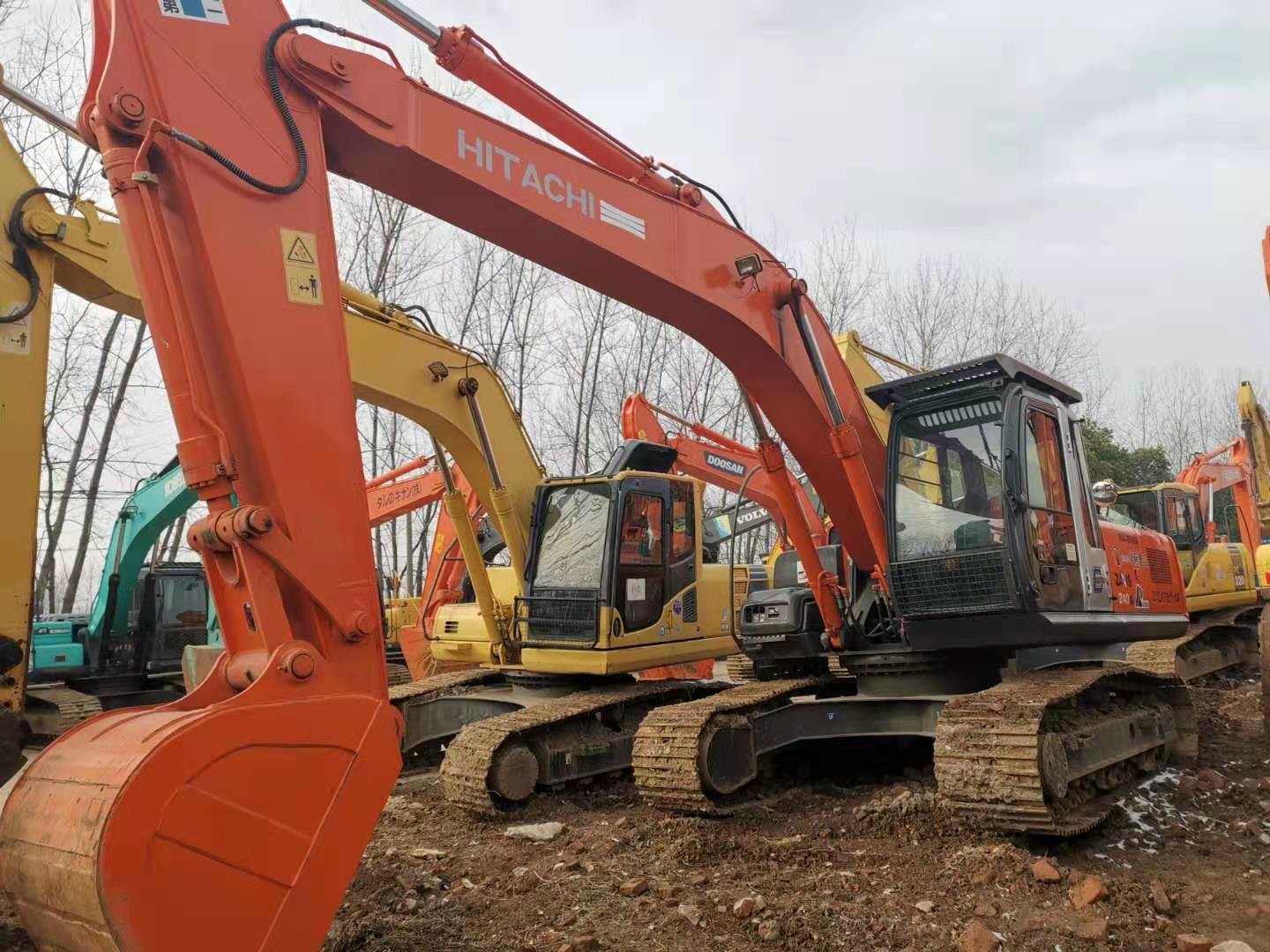 Original Imported Engine 24T ZX240-3G Used Hitachi Excavator