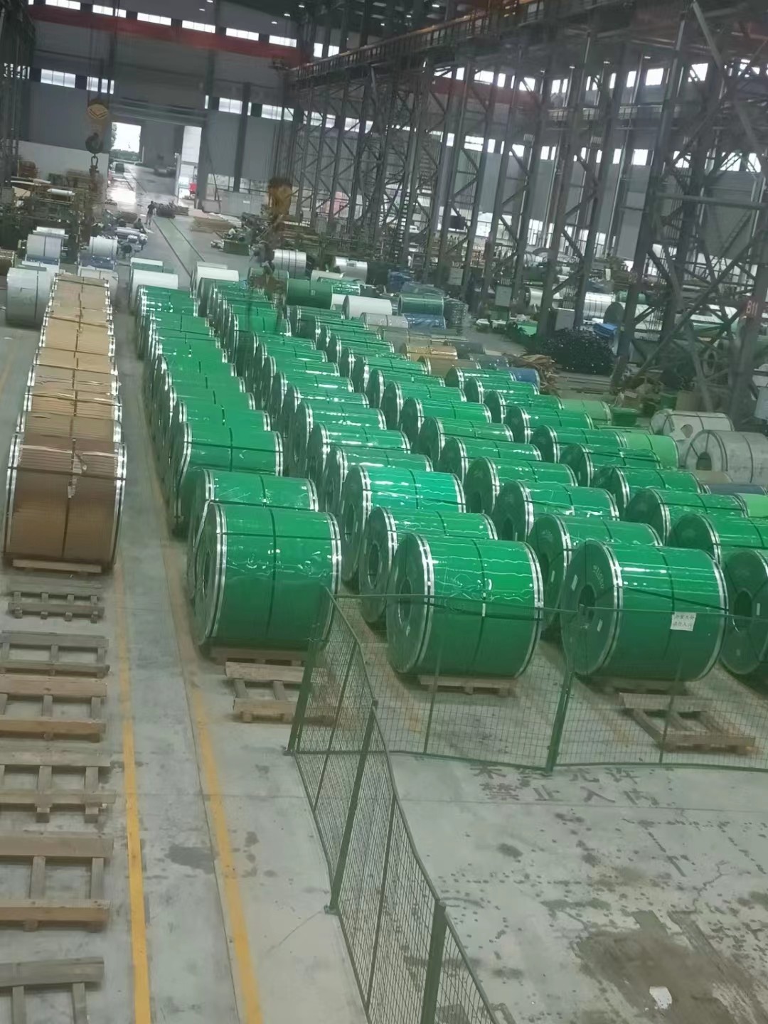 Stainless Steel Pipe AISI ASTM 304 316 409 410 Pipes And Tubes Stainless Seamless Steel Pipe