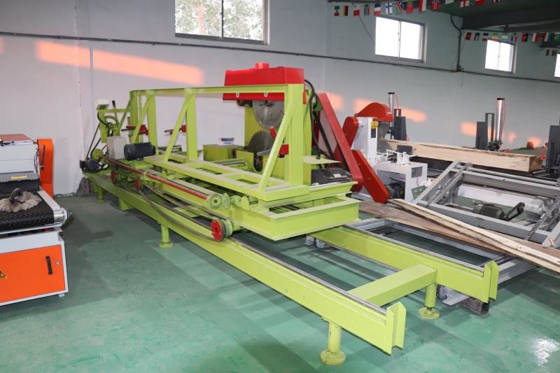 Wood Cutting Four Shaft heavy duty Circular Saw mill wtih Log carriage