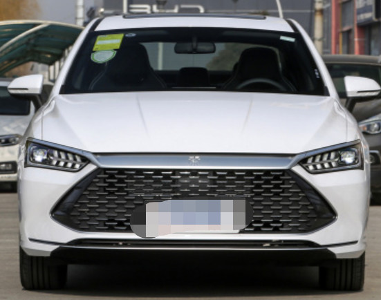 BYD QIN Plus 2023 Champion Version DM-I 120km Leading Model 4 Door 5 Seater Sedan Plug-In Hybrid