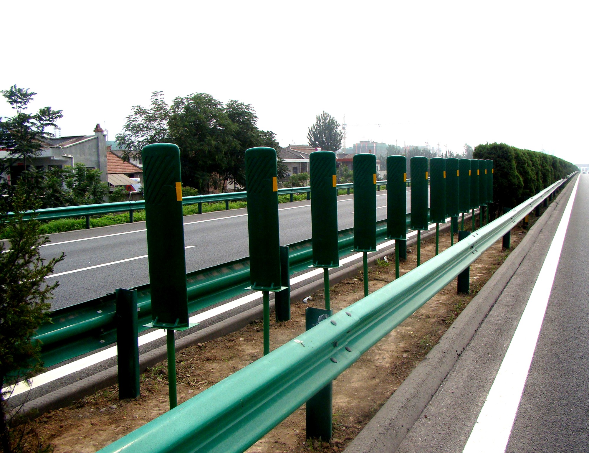 Highway Guardrail Reflective Road Facilities Durable Anti Dazzle Board Anti Glare