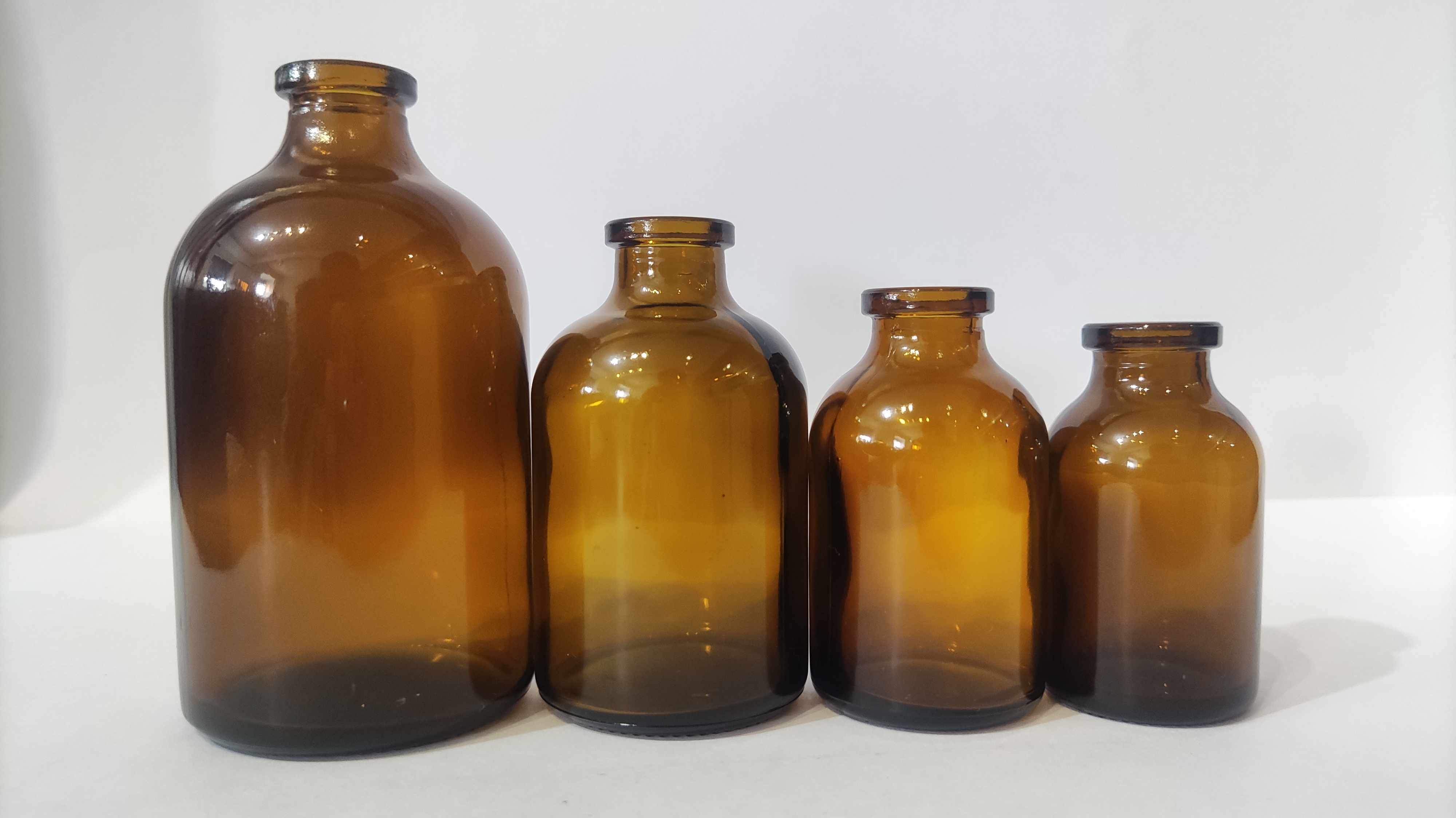 Hot Stamping 20ml Molded Glass Vial Borosilicate Glass Reagent Bottle