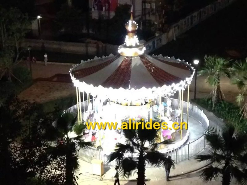 factory China amusement park Double Deck carousel horses Merry Go Round for sale