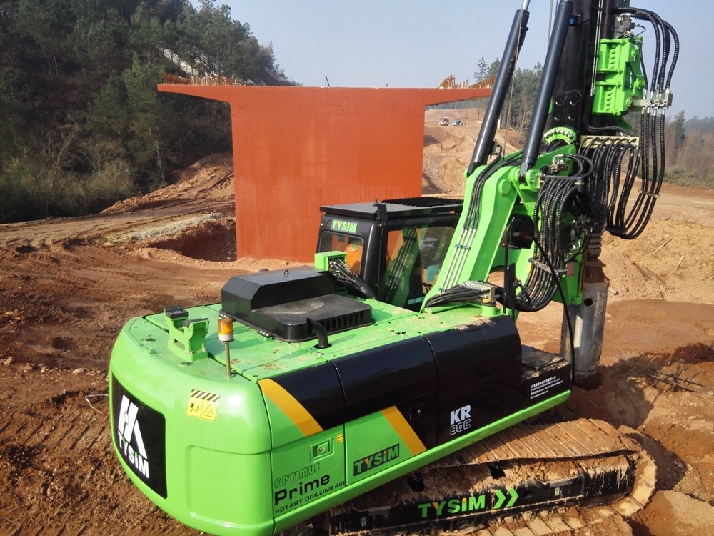 Torque 80 KN.M Max. Drilling Depth 28 M Diameter 1000 Mm KR80K Rotary Drilling Rig With KOBELCO Chassis