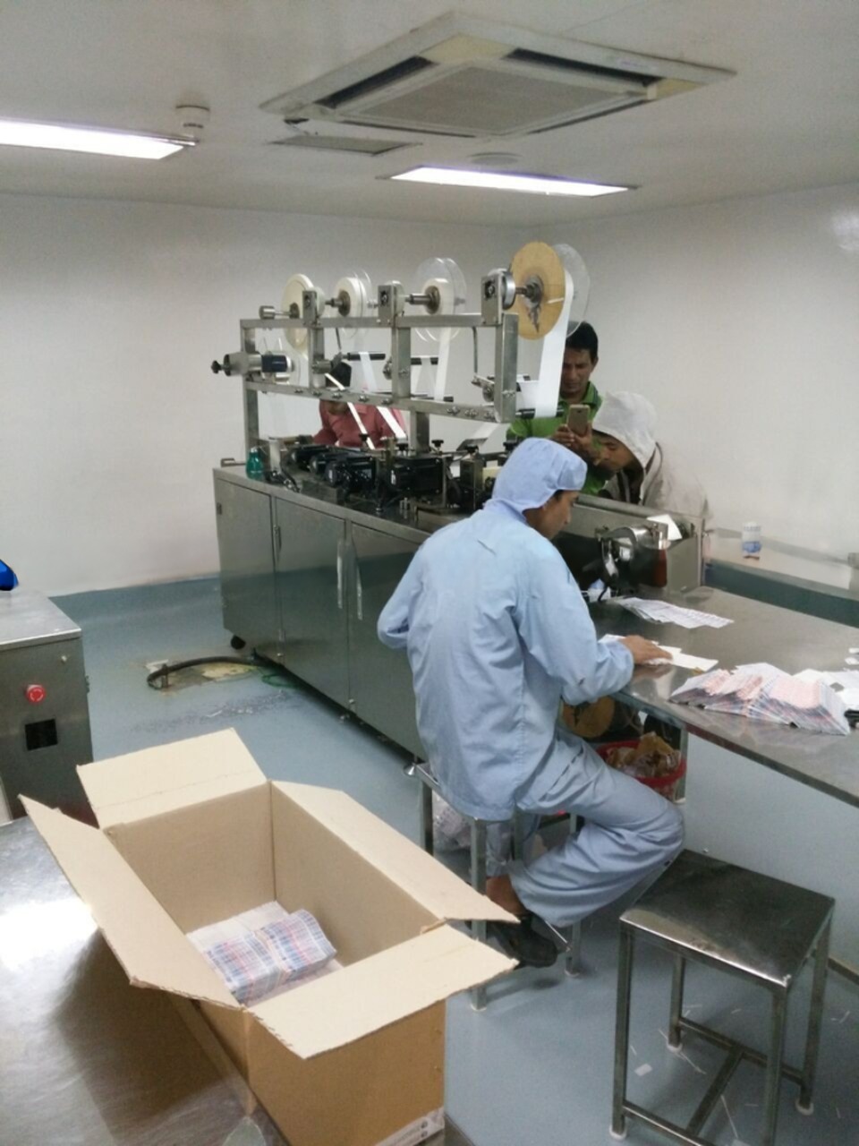 Automatic KC-360N-B Bandage Plaster Making and Packaging Machine with 1.5KW Power
