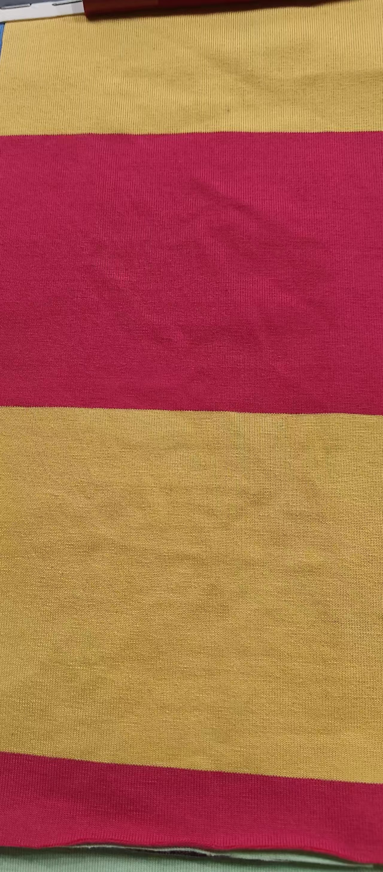Breathable And Skin-Friendly And Smooth Striped Material Fabric For T-Shirt
