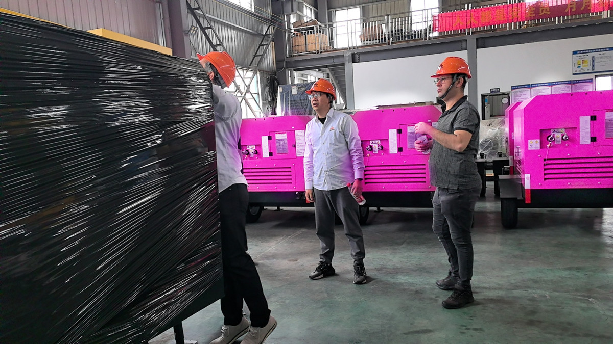 Steel Crawler Air Compressor Machine Mining Screw Air Compressor Diesel Air Compressor