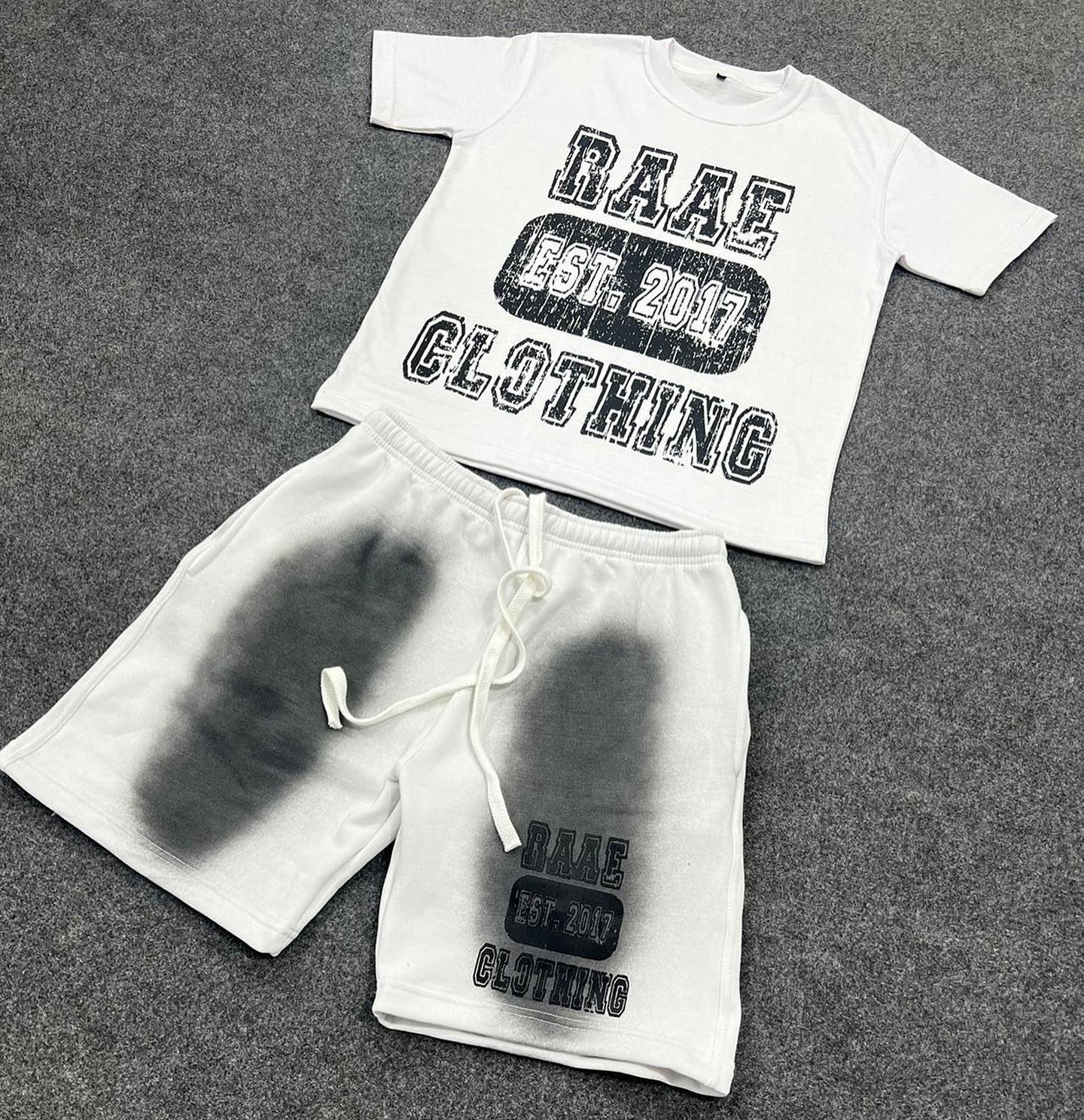 Adults 2 Piece T Shirt and Shorts Set Custom 100% Cotton Summer Tracksuit Sweat Suit