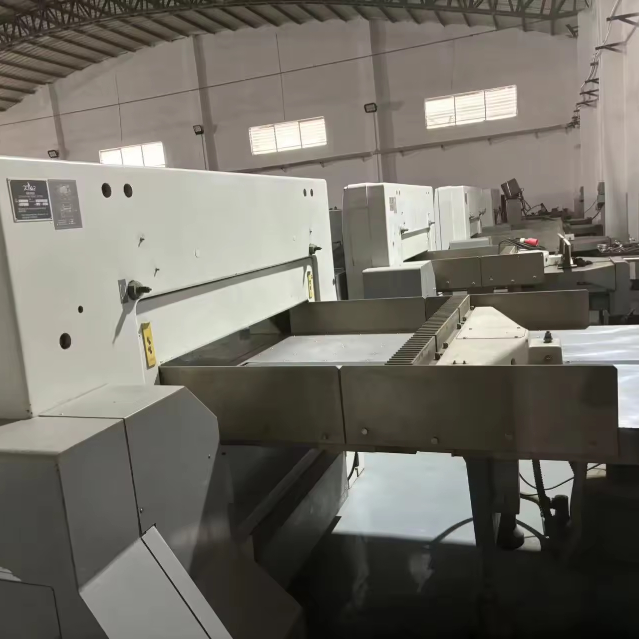 Second Hand Paper Cutting Machine 1370 XC Guillotine for Used Polar Paper Cutters