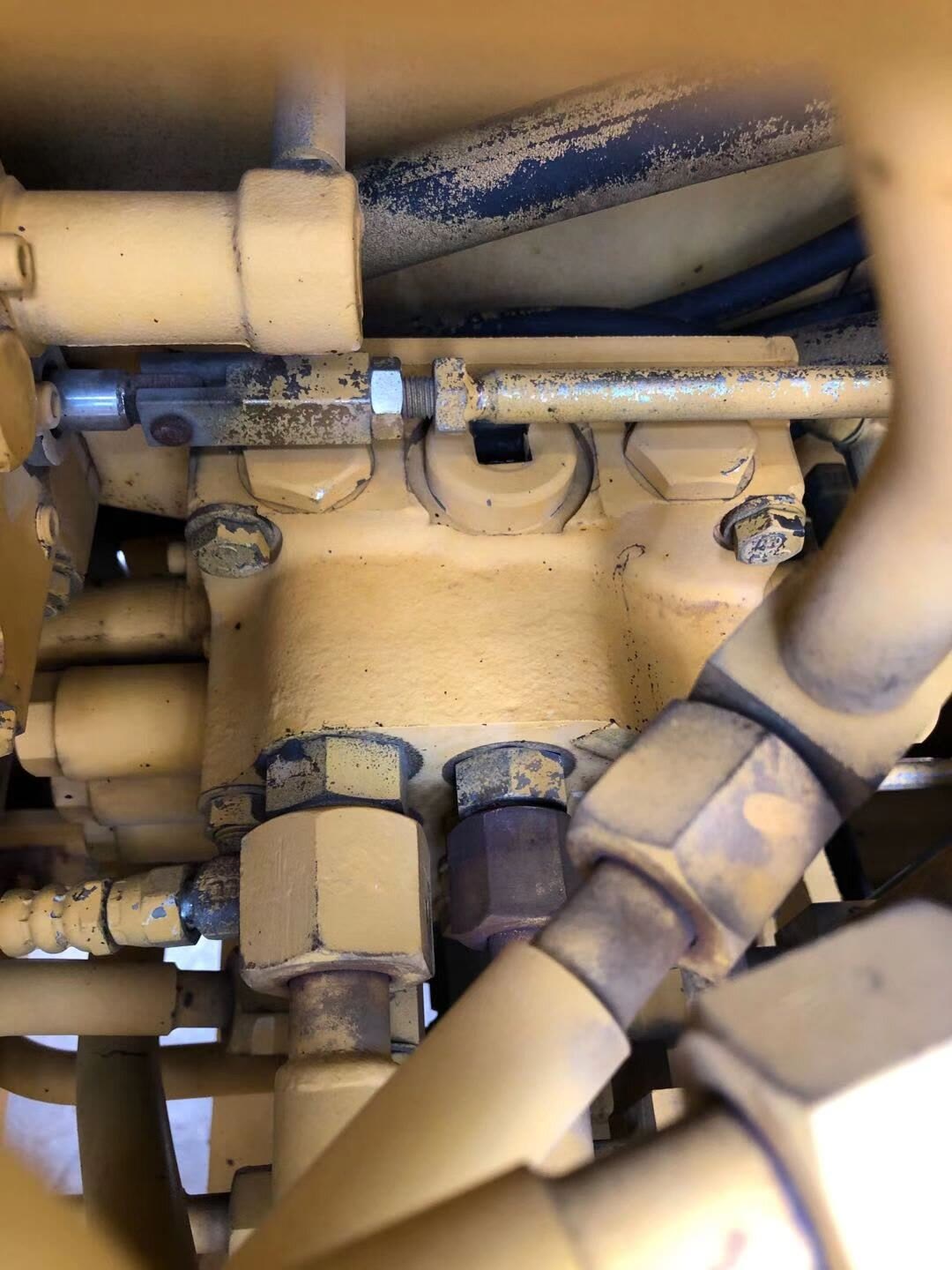 Komatsu PC60 Excavator With 0.37m3 Bucket Capacity And Cummins Engine