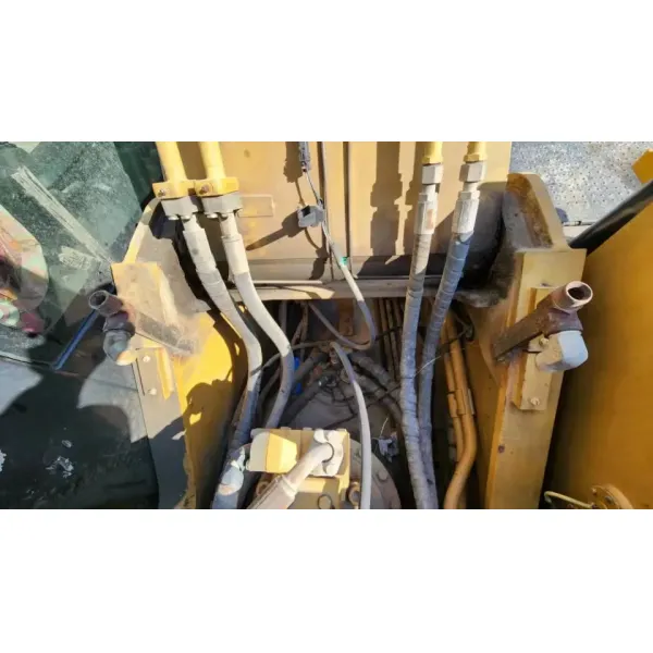 Cat Excavator for Sale at Low Price, Fast Delivery, Original, Unmodified Original Excavator Cat 329d, Fine Original Excavator