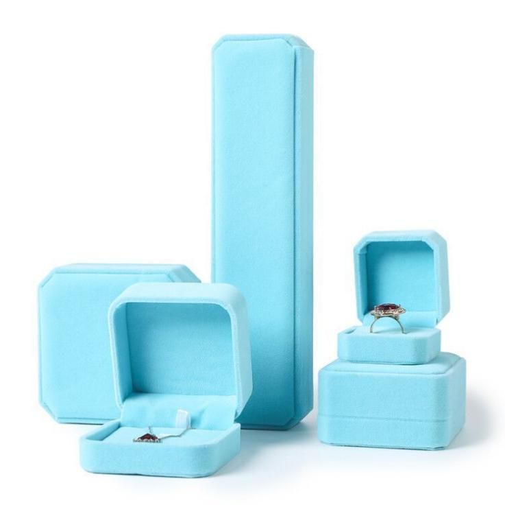 Custom Logo Rigid Cardboard Luxury Jewelry Packaging Paper Gift Box