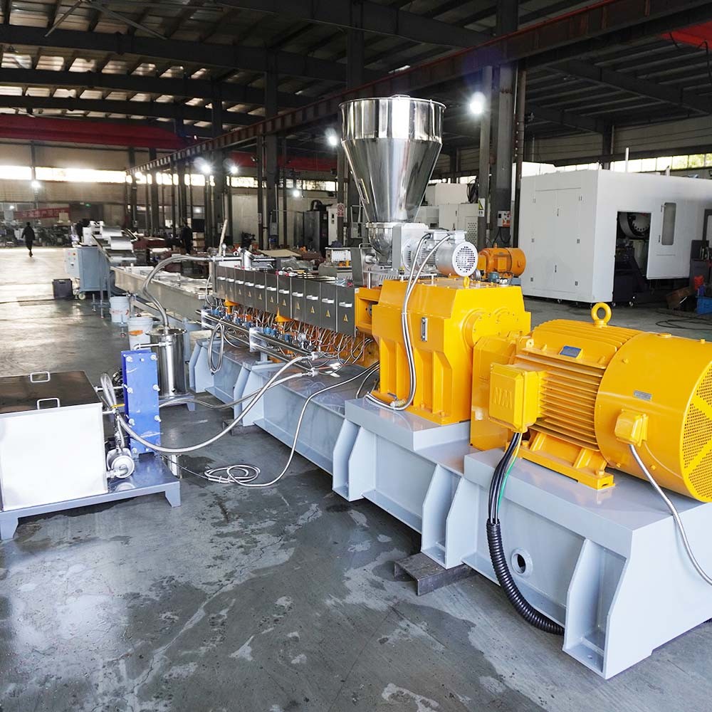 HDPE PE PVC LDPE PET Plastic Biodegradable Granulator Extruder 450~750kg/H