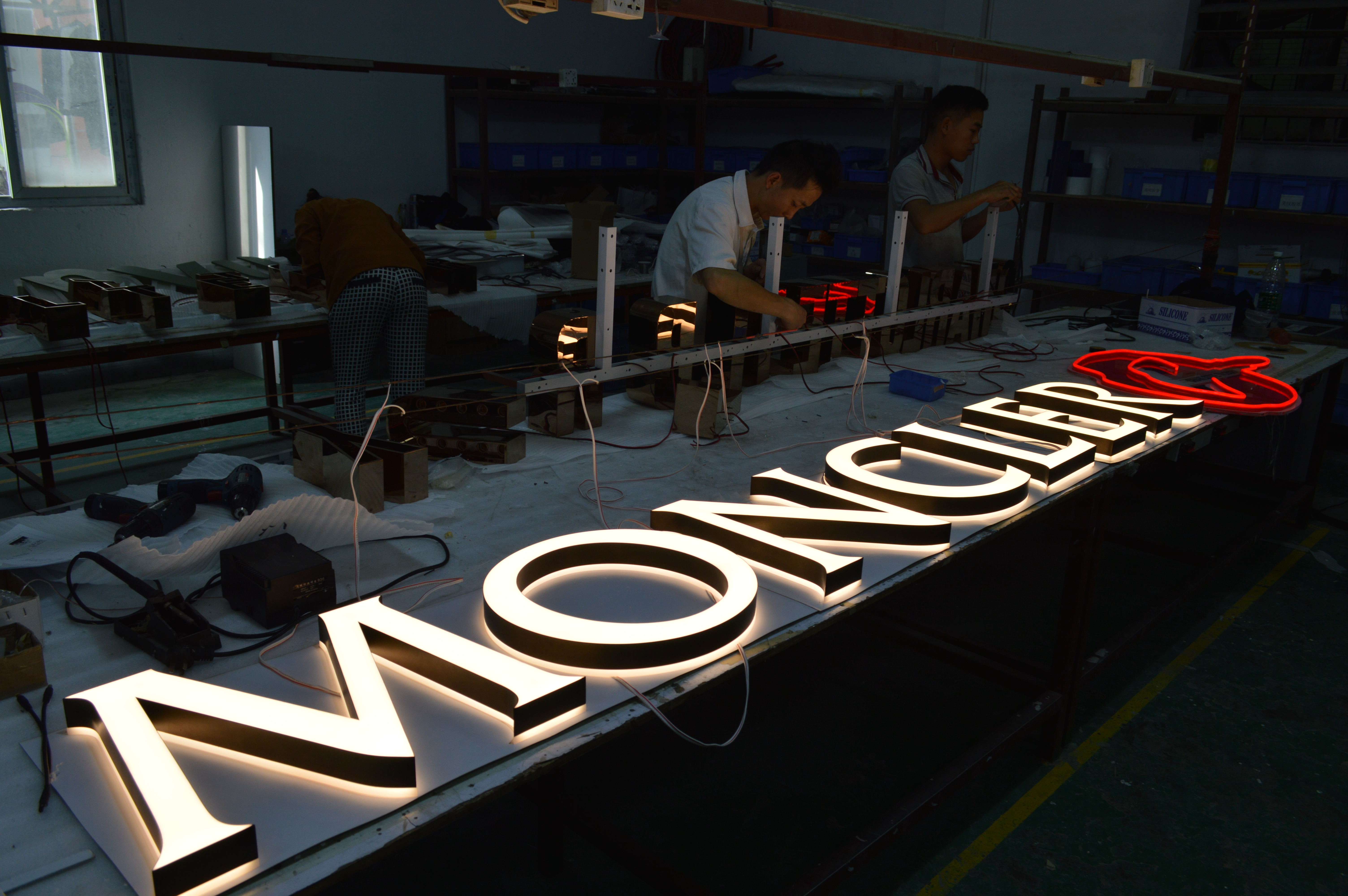 3D Acrylic Front Lit Channel Letter Sign PANTONE / RAL 40mm For Office