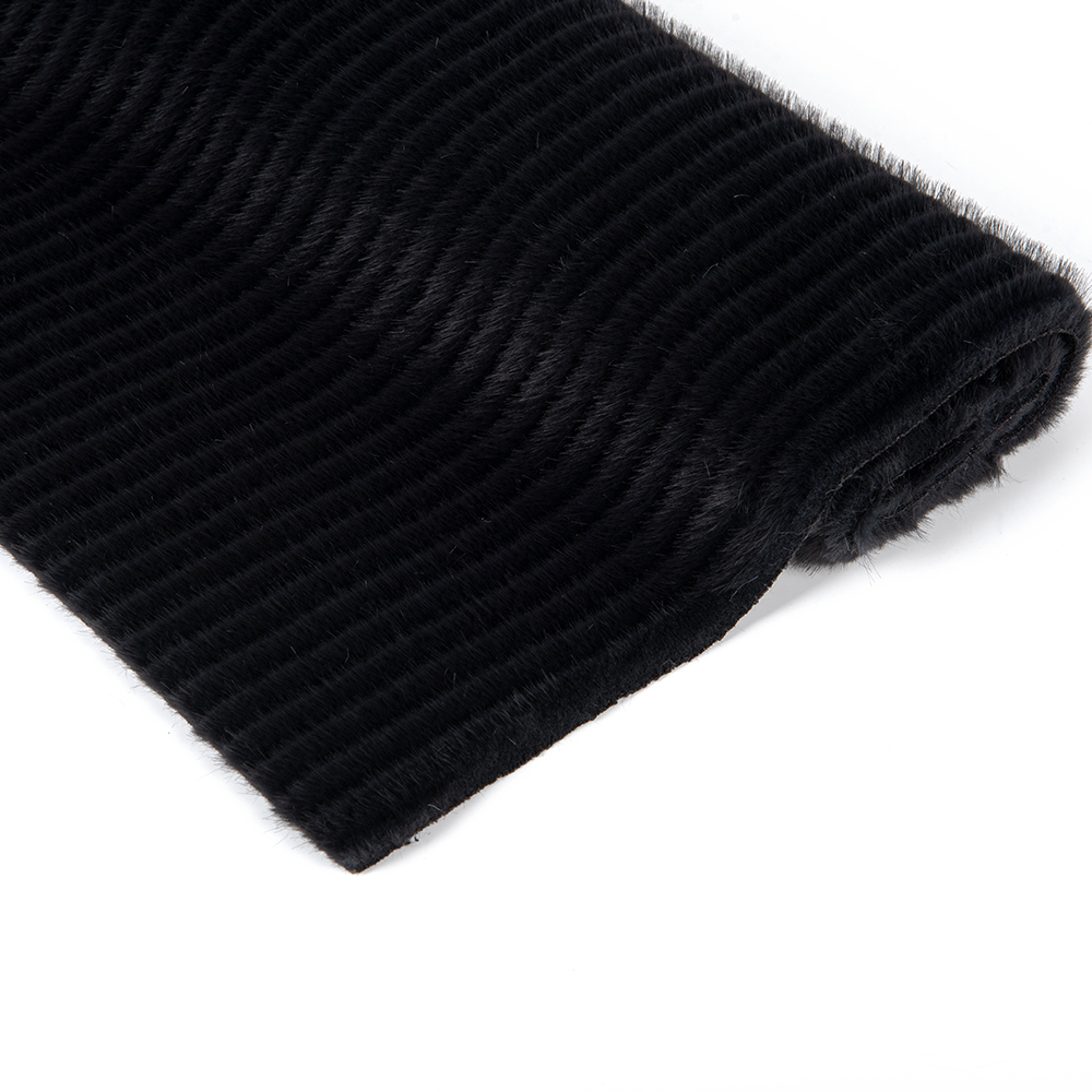 2024 Soft Cut Pile Short Fur Carpet Fabric with Customized Designs and Design Pattern