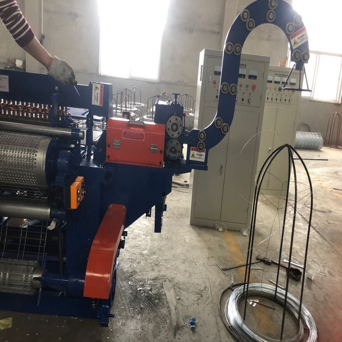 Electrodes Drive Shaft Welding Machine Automatic For Wire Diameter 0.6-1.3mm Roll Mesh