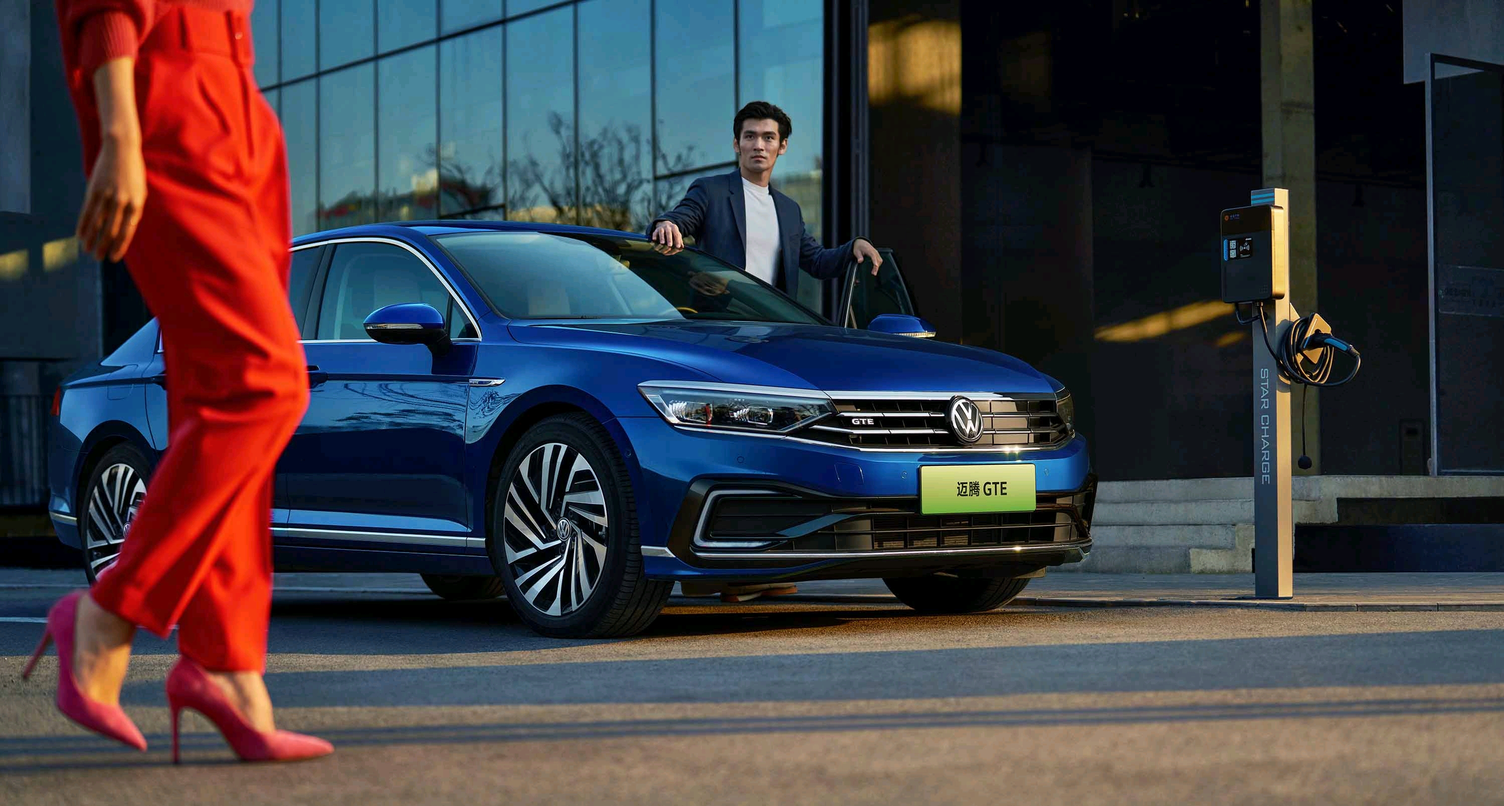 Normal Cruise Control and Rear Camera Customizable 2024 Magotan GTE for FAW Volkswagen