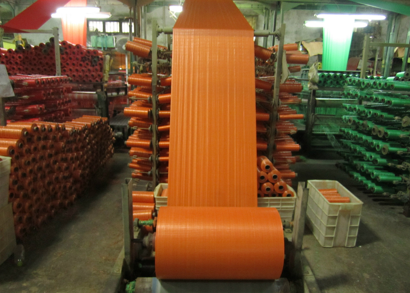 Waterproof Woven Polypropylene Cloth , Woven Bag Material Multi Color Available