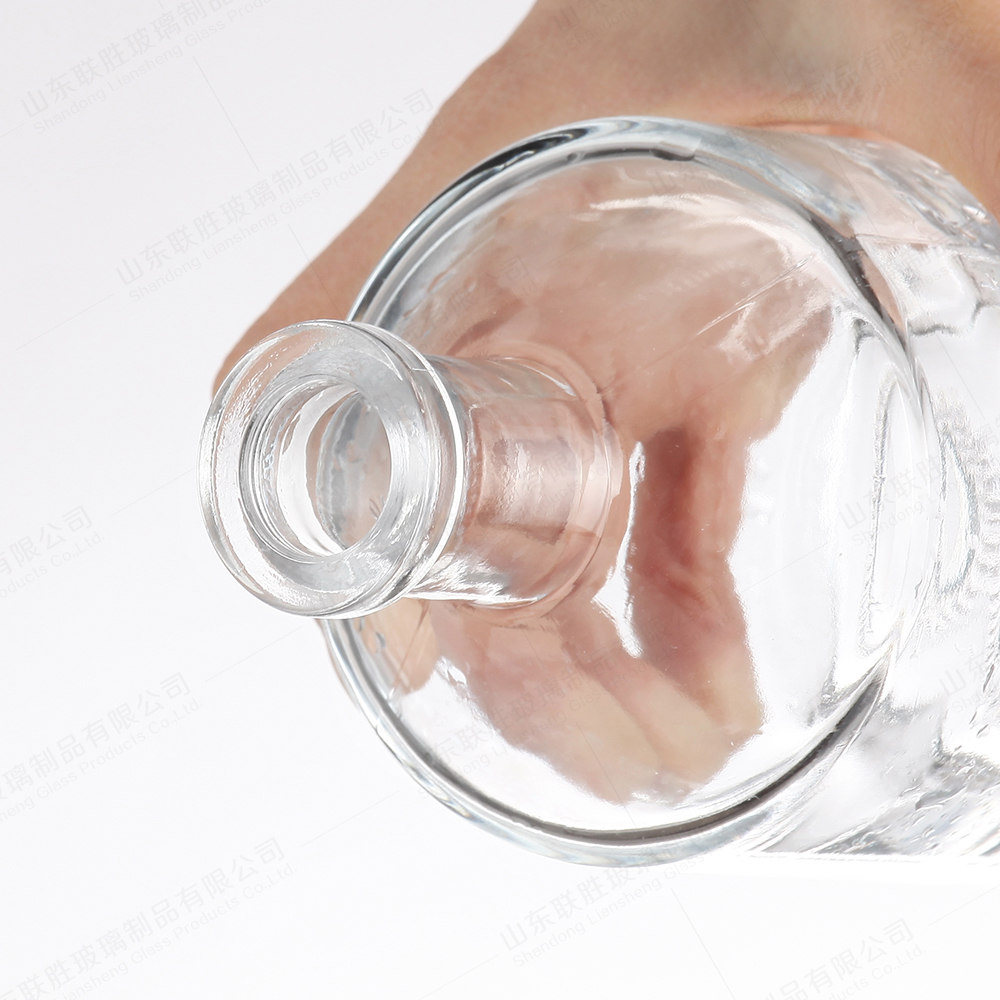Transparent Or Frosted Healthy Lead Free Glass Customized Cylinder Wine Glass Bottle