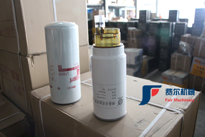 Economical XCMG Spare Parts Oil Filter K2440 / 250400462 / CX0710 / 860113654 / 860109878