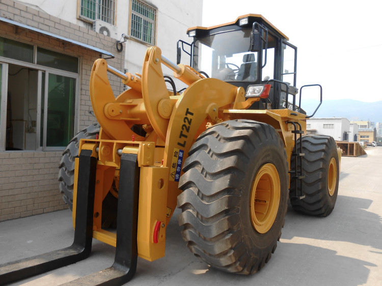 Flameproof 22 Ton Outside Forklift Front End Loader With Steel Coil Fork