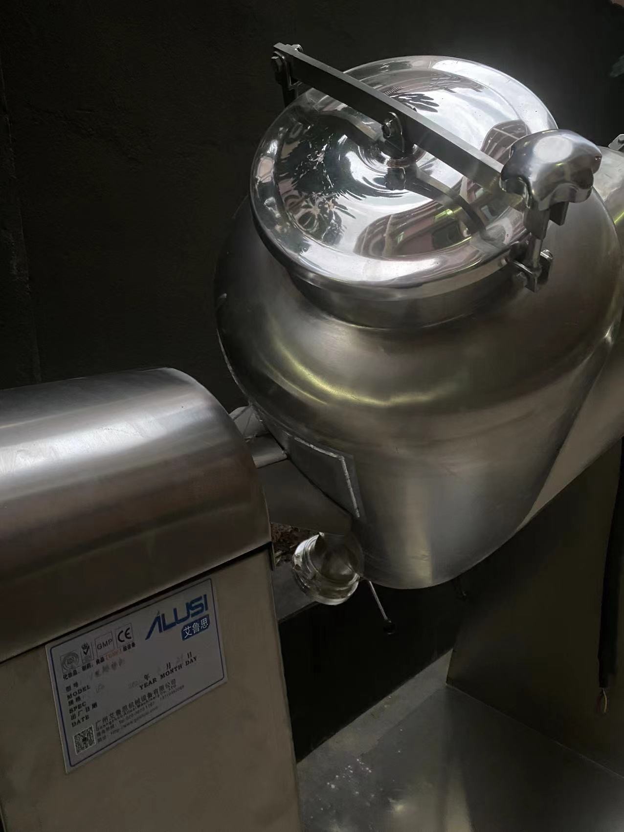 Dry Powder Cone V Type Granule Mixer Industrial Stainless Steel Blender Mixer Machine