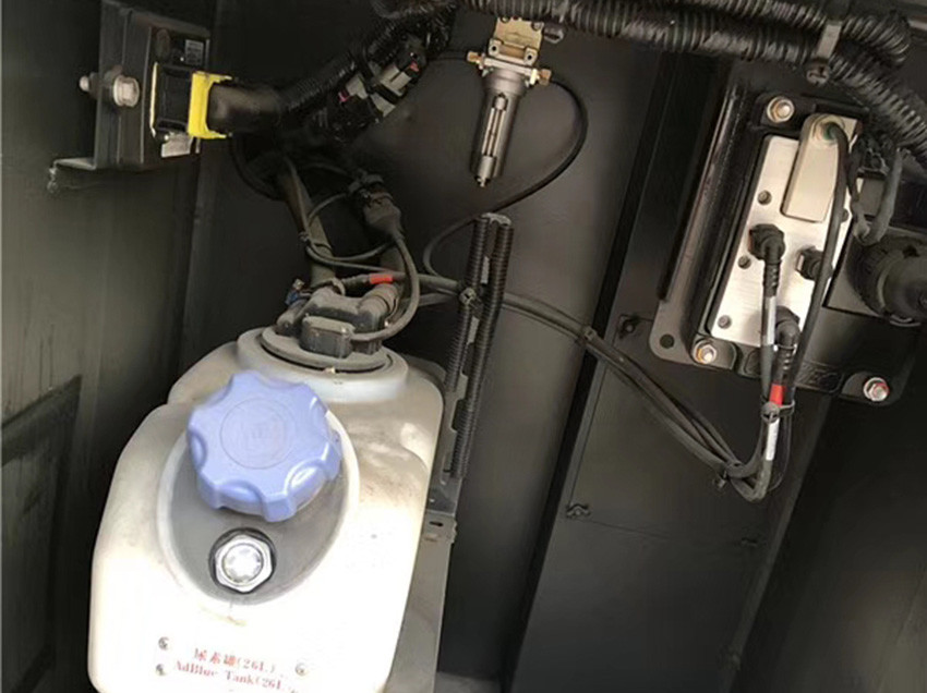 Yutong Used Passenger Bus 33 Seats with Manual Transmission